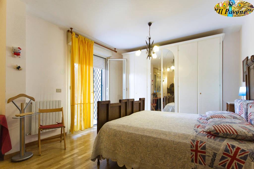 ساساري B&B Il Pavone الغرفة الصورة