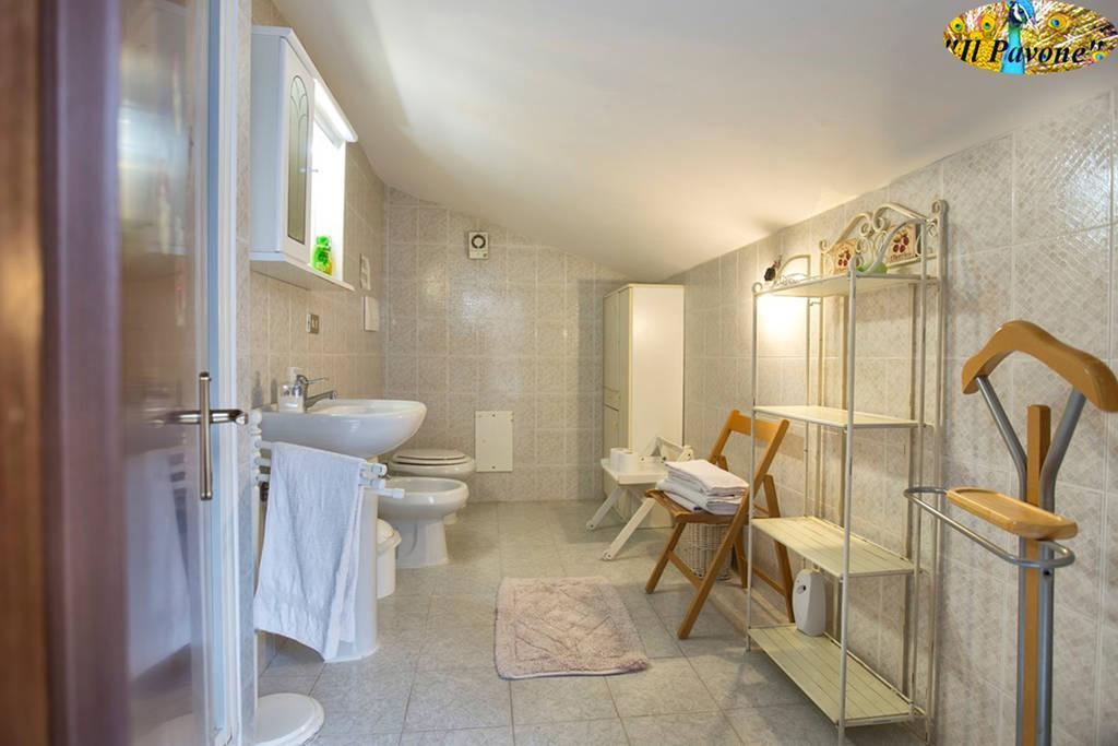 ساساري B&B Il Pavone الغرفة الصورة